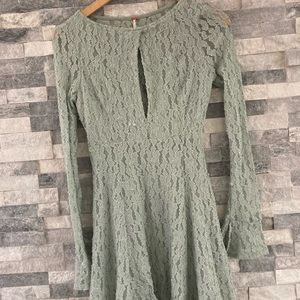 Free people lace dress sexy elegant light green. Spring outfit!